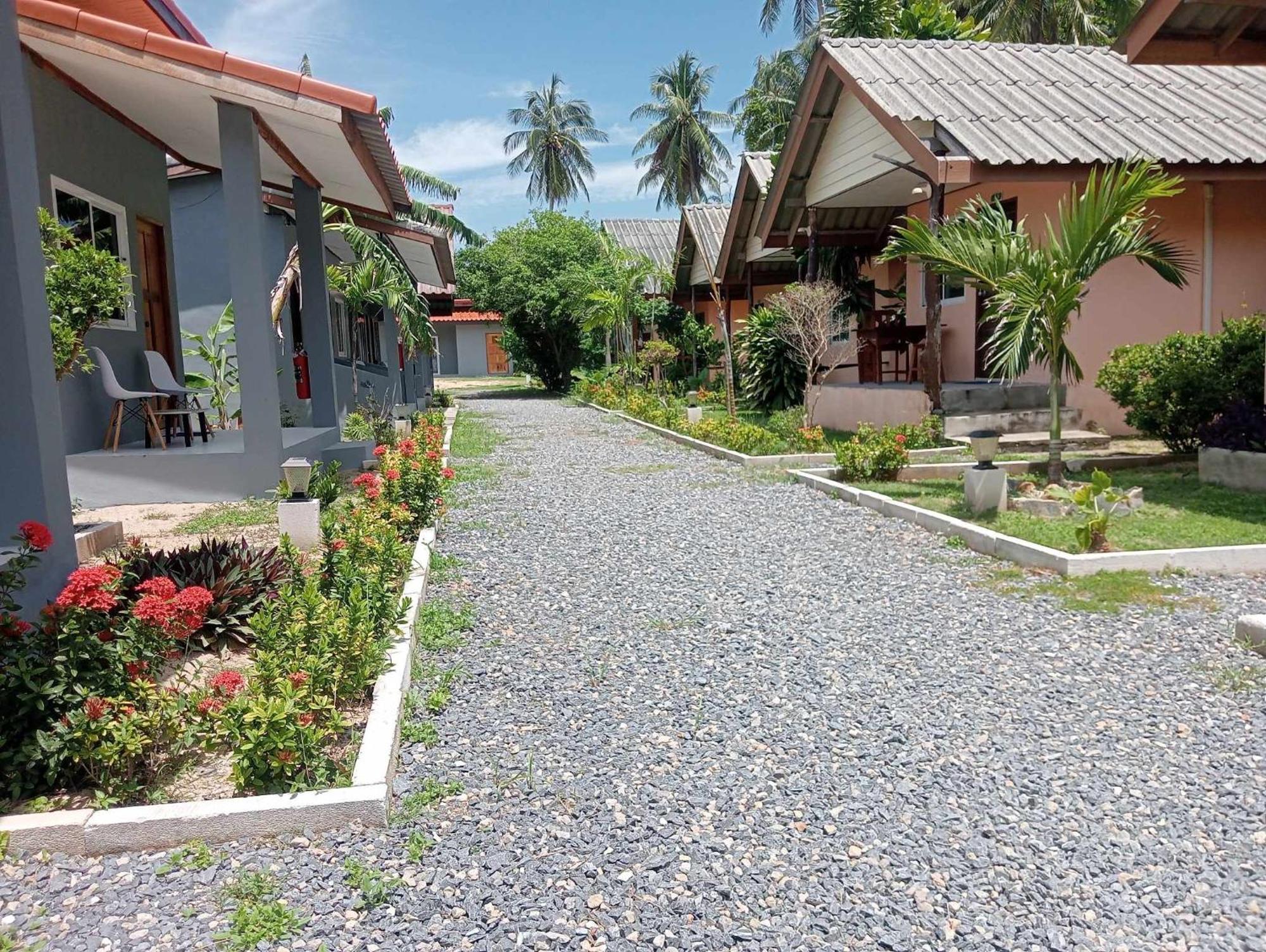 Scandinavian Beach Resort Koh Lanta Ngoại thất bức ảnh