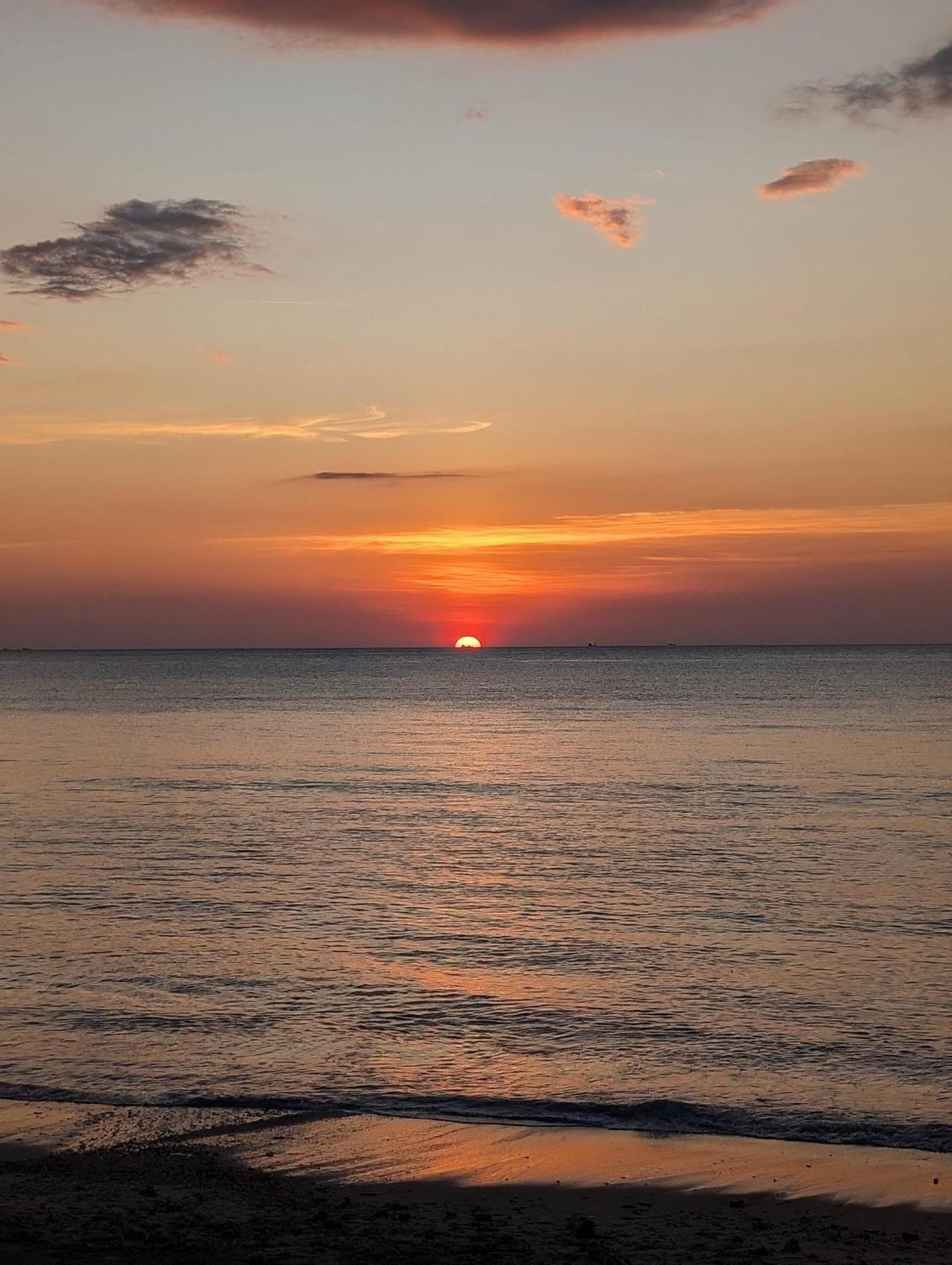 Scandinavian Beach Resort Koh Lanta Ngoại thất bức ảnh